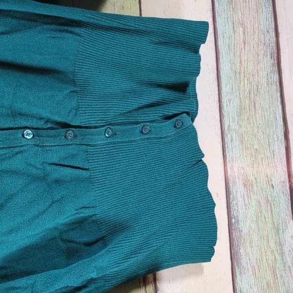 Elle Ruffled Cardigan Sweater - Picture 4 of 5